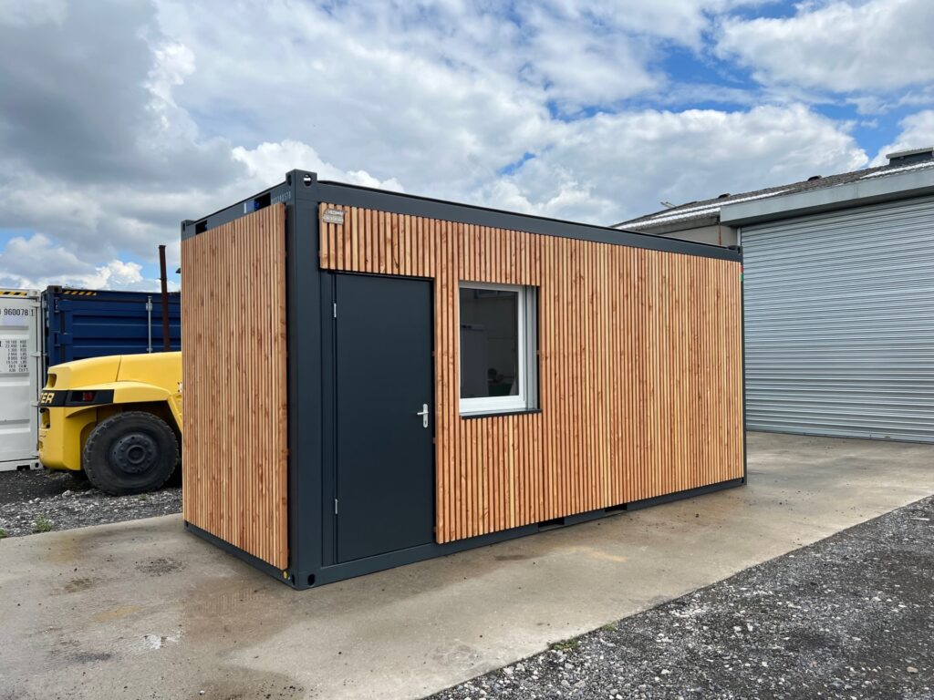 Container bureau