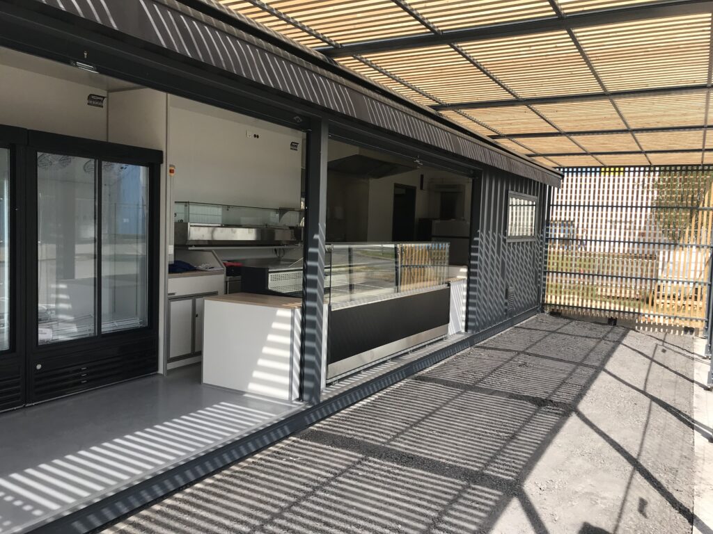 Container restaurant